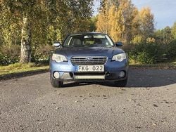 Blå Begagnad 2007 Subaru Outback SUV | 44 900 kr (Marknadspris)