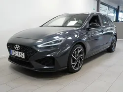 Grå Begagnad 2022 Hyundai i30 N Line Kombi | 229 900 kr (Marknadspris)