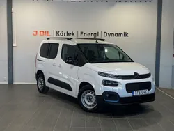 Vit Begagnad 2023 Citroën e-Berlingo Shine Minibuss | 349 900 kr (Marknadspris)