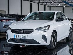 Vit Begagnad 2022 Opel Corsa-e Design Edition Halvkombi | 169 500 kr (Marknadspris)