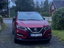 Röd Begagnad 2021 Nissan Qashqai Tekna SUV | 210 000 kr (Bra pris)