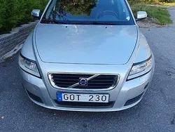 Grå Begagnad 2008 Volvo V50 Kombi | 28 000 kr (Bra pris)