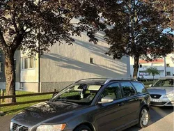 Grå Begagnad 2008 Volvo V50 Summum Kombi | 40 000 kr (Marknadspris)