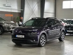 Lila (lila metallic) Begagnad 2015 Citroën C4 Cactus PureTech Halvkombi | 89 900 kr (Marknadspris)