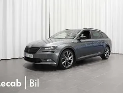 Mörkgrå (quartz grey metallic) Begagnad 2018 Skoda Superb SportLine Kombi | 237 500 kr (Marknadspris)