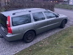Grön Begagnad 2006 Volvo V70 Business Edition Kombi | 29 000 kr (Marknadspris)