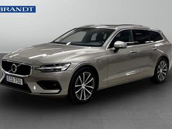 Grå Begagnad 2021 Volvo V60 Momentum Kombi | 314 900 kr (Bra pris)