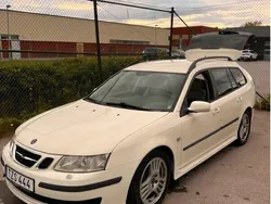 Vit Begagnad 2007 Saab 9-3 Vector Kombi | 14 000 kr (Marknadspris)