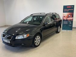 Grå Begagnad 2011 Volvo V70 Momentum Kombi | 83 800 kr (Marknadspris)