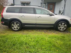 Grå Begagnad 2013 Volvo XC70 Momentum SUV | 80 000 kr (Bra pris)