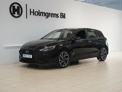 Svart Begagnad 2020 Hyundai i30 N Line Halvkombi | 194 900 kr (Marknadspris)
