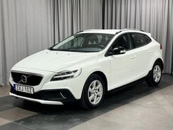 Vit Begagnad 2019 Volvo V40 CC Kinetic Kombi | 189 900 kr (Marknadspris)