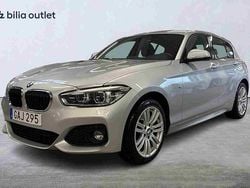 Silver Begagnad 2017 BMW 118 Halvkombi | 149 900 kr (Marknadspris)