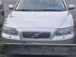 Grå Begagnad 2008 Volvo V70 Momentum Kombi | 29 900 kr (Dyr)