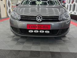Grå Begagnad 2010 VW Golf VI Halvkombi | 97 900 kr (Lite dyr)