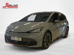Ljusgrå (grå) Begagnad 2022 Cupra Born e-Boost Halvkombi | 298 900 kr (Marknadspris)