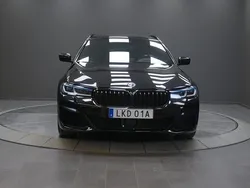 Svart (safirsvart metallic ) Begagnad 2022 BMW 540 M Sport Kombi | 629 000 kr