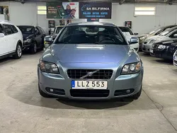 Ljusblå (blå) Begagnad 2007 Volvo C70 Summum Cab | 139 900 kr (Marknadspris)