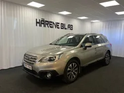 Ljusbrun (brun) Begagnad 2017 Subaru Outback SUV | 219 900 kr (Marknadspris)