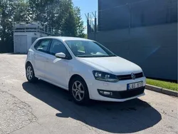 Vit Begagnad 2012 VW Polo Halvkombi | 60 000 kr (Marknadspris)