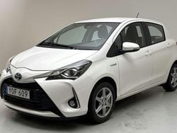 Vit Begagnad 2017 Toyota Yaris Active | 139 800 kr