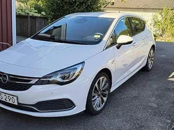 Vit Begagnad 2019 Opel Astra Dynamic Halvkombi | 179 000 kr (Marknadspris)