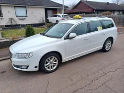 Vit Begagnad 2016 Volvo V70 Standard Kombi | 70 000 kr (Superpris)