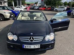 Blå Begagnad 2005 Mercedes CLK200 Elegance Cab | 134 900 kr (Marknadspris)