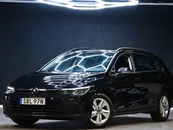 Svart Begagnad 2022 VW Golf VIII Kombi | 249 900 kr (Marknadspris)