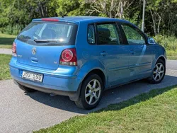Blå Begagnad 2009 VW Polo Comfortline Halvkombi | 55 000 kr (Bra pris)