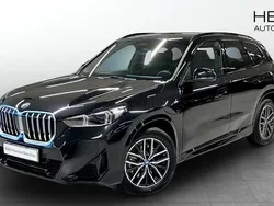 Svart (black) Begagnad 2024 BMW X1 M Sport SUV | 569 700 kr (Dyr)