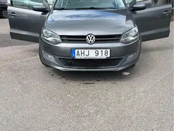 Grå Begagnad 2010 VW Polo Halvkombi | 40 000 kr (Bra pris)