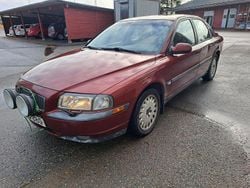 Röd Begagnad 2000 Volvo S80 Sedan | 4 000 kr (Bra pris)