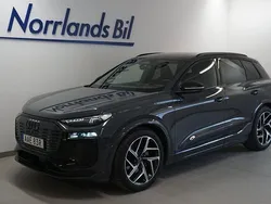 Grå (magnetgrå) Begagnad 2025 Audi Q6 e-tron S-Line SUV | 955 000 kr (Marknadspris)