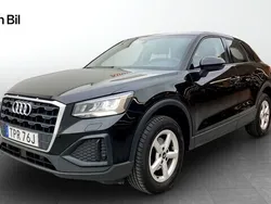 Brilliantsvart Begagnad 2022 Audi Q2 Proline SUV | 249 000 kr (Marknadspris)