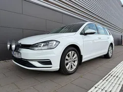 Vit Begagnad 2018 VW Golf VII Kombi | 94 900 kr (Superpris)