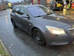 Grå Begagnad 2011 Opel Insignia Edition Kombi | 40 000 kr (Marknadspris)