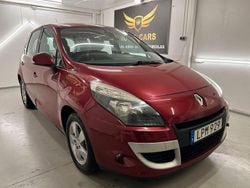 Röd Begagnad 2011 Renault Scénic III Minibuss | 69 990 kr (Marknadspris)