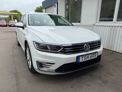 Vit Begagnad 2018 VW Passat GTE Kombi | 194 500 kr (Marknadspris)