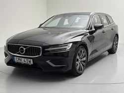 Svart Begagnad 2021 Volvo V60 Kombi | 235 000 kr (Bra pris)