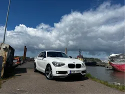 Vit Begagnad 2012 BMW 120 Sport Line Halvkombi | 98 000 kr (Bra pris)