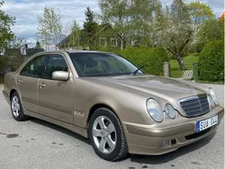 Brun Begagnad 2002 Mercedes E200 Sedan | 40 000 kr (Superpris)