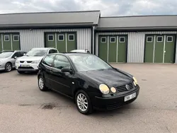 Svart Begagnad 2002 VW Polo Basis Halvkombi | 15 000 kr (Marknadspris)