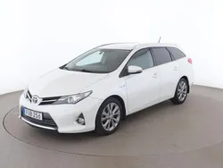 Vit Begagnad 2015 Toyota Auris Touring Sports Executive Kombi | 129 000 kr (Marknadspris)
