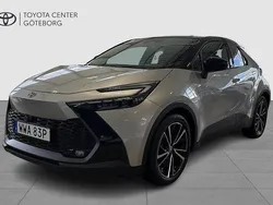 Silver Begagnad 2024 Toyota C-HR Executive SUV | 419 900 kr (Marknadspris)