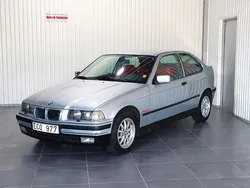 Ljusgrå Begagnad 1997 BMW 316 Compact Halvkombi | 45 900 kr