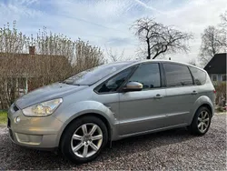 Grå Begagnad 2010 Ford S-MAX S Minibuss | 28 000 kr (Bra pris)