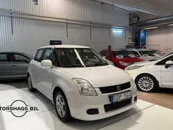 Vit Begagnad 2007 Suzuki Swift Halvkombi | 39 900 kr (Marknadspris)