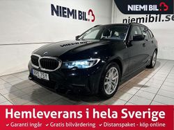 Svart Begagnad 2021 BMW 330e Sport Line Kombi | 289 900 kr (Bra pris)