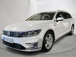 Vit Begagnad 2019 VW Passat Executive | 159 000 kr (Marknadspris)